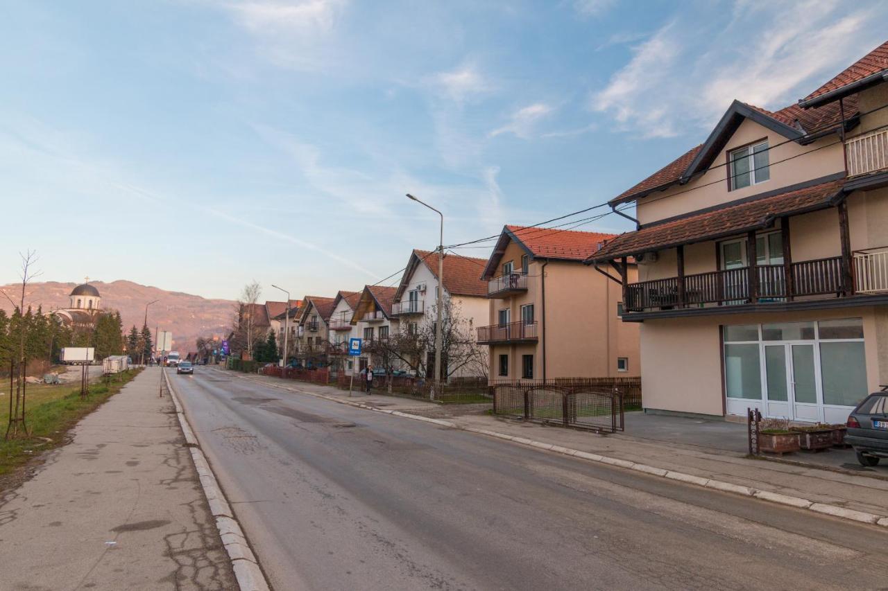 Apartment Bb Баїна-Башта Екстер'єр фото