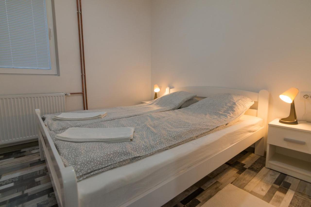 Apartment Bb Баїна-Башта Екстер'єр фото